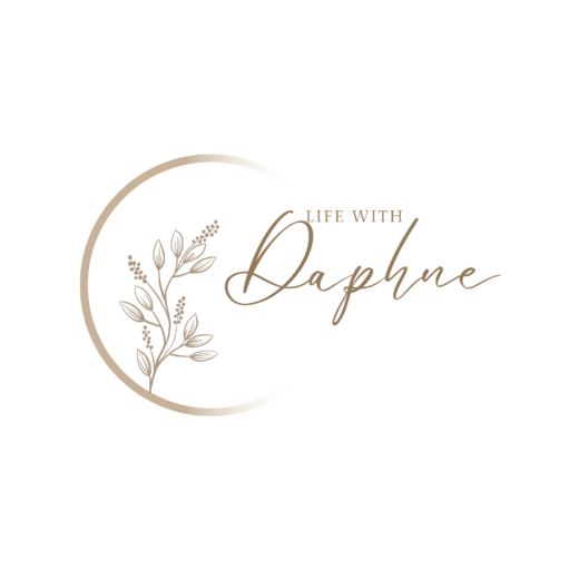 life with Daphne Logo